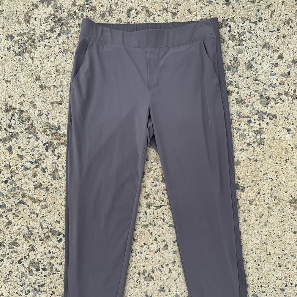Women’s Athleta Pants